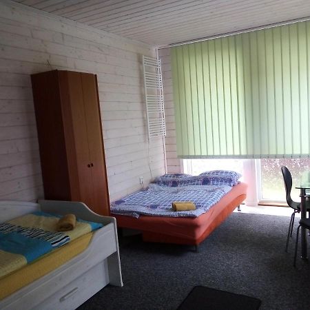Rekreacni Chatka / Tiny House Apartment Františkovy Lázně Exterior foto